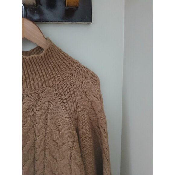 Banana Republic Cavo Flare Sleeve Cable Knit Sweater - Picture 3 of 11